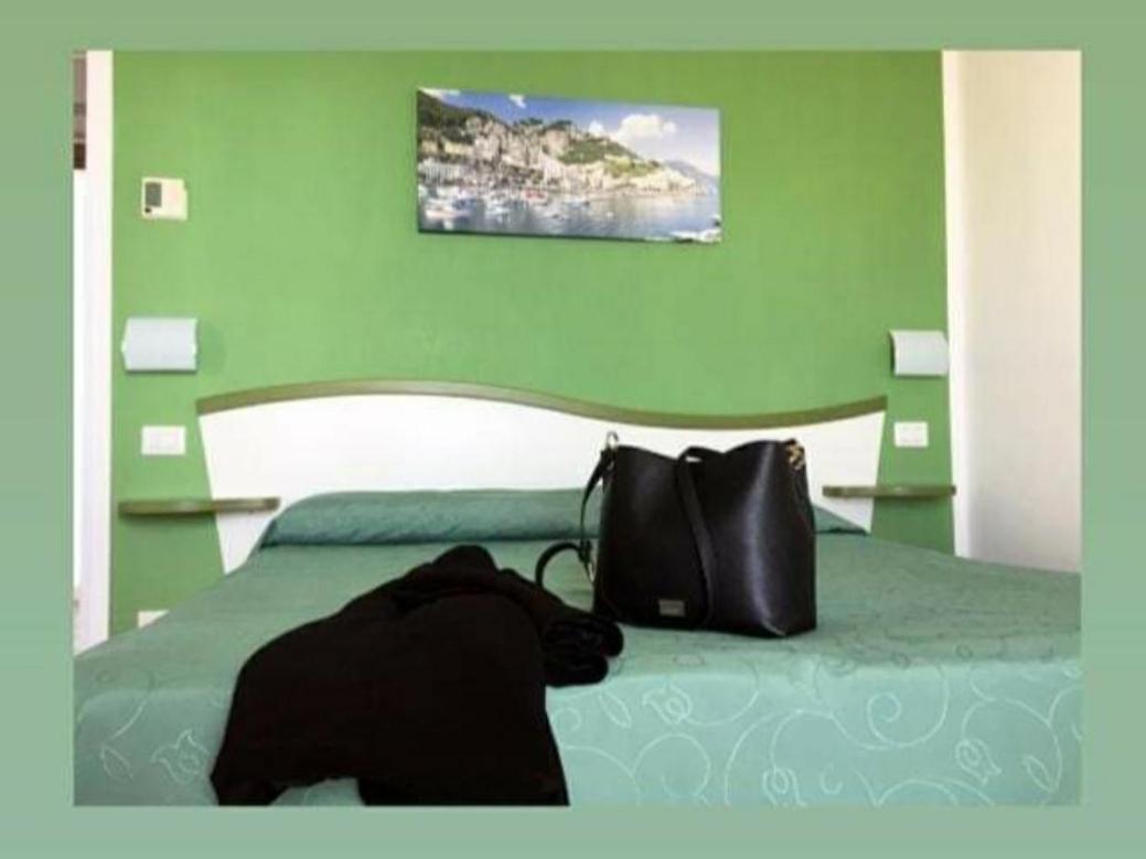 B&B Canto Delle Sirene Furore Ruang foto